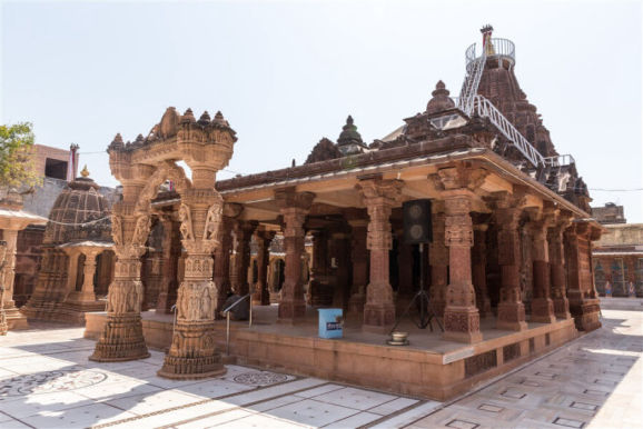 largest Hindu Jain temples 